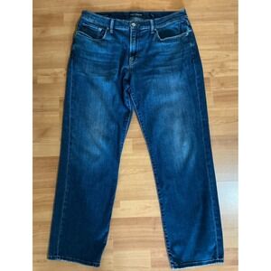 Lucky Brand 221 Straight Jeans 36x32 Medium Wash Coolmax Stretch Performance